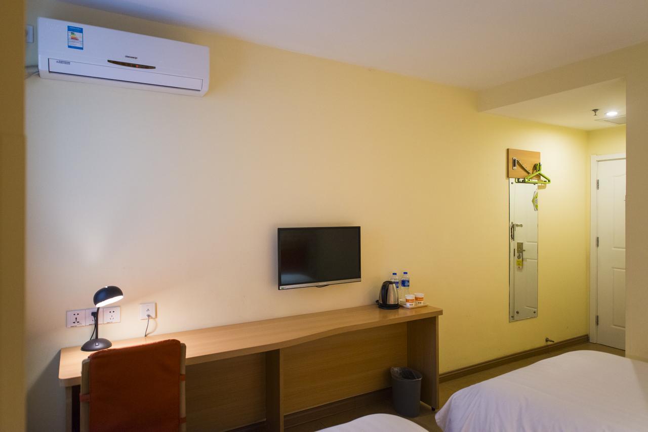 Home Inn Chengdu Kuanzhai Alley New City Square Exterior foto